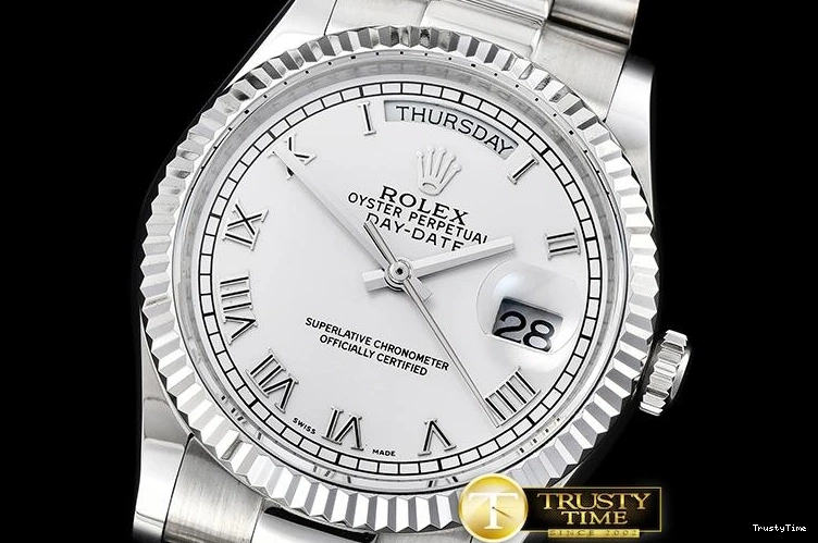 0913 Durable RDD0215B – DayDate 36mm 684